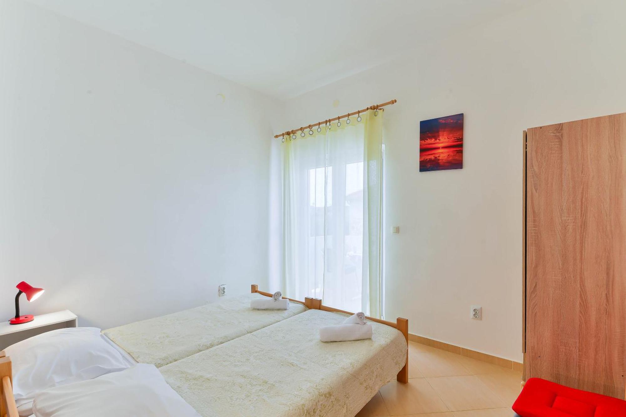 Apartments Lavanda Турань Екстер'єр фото