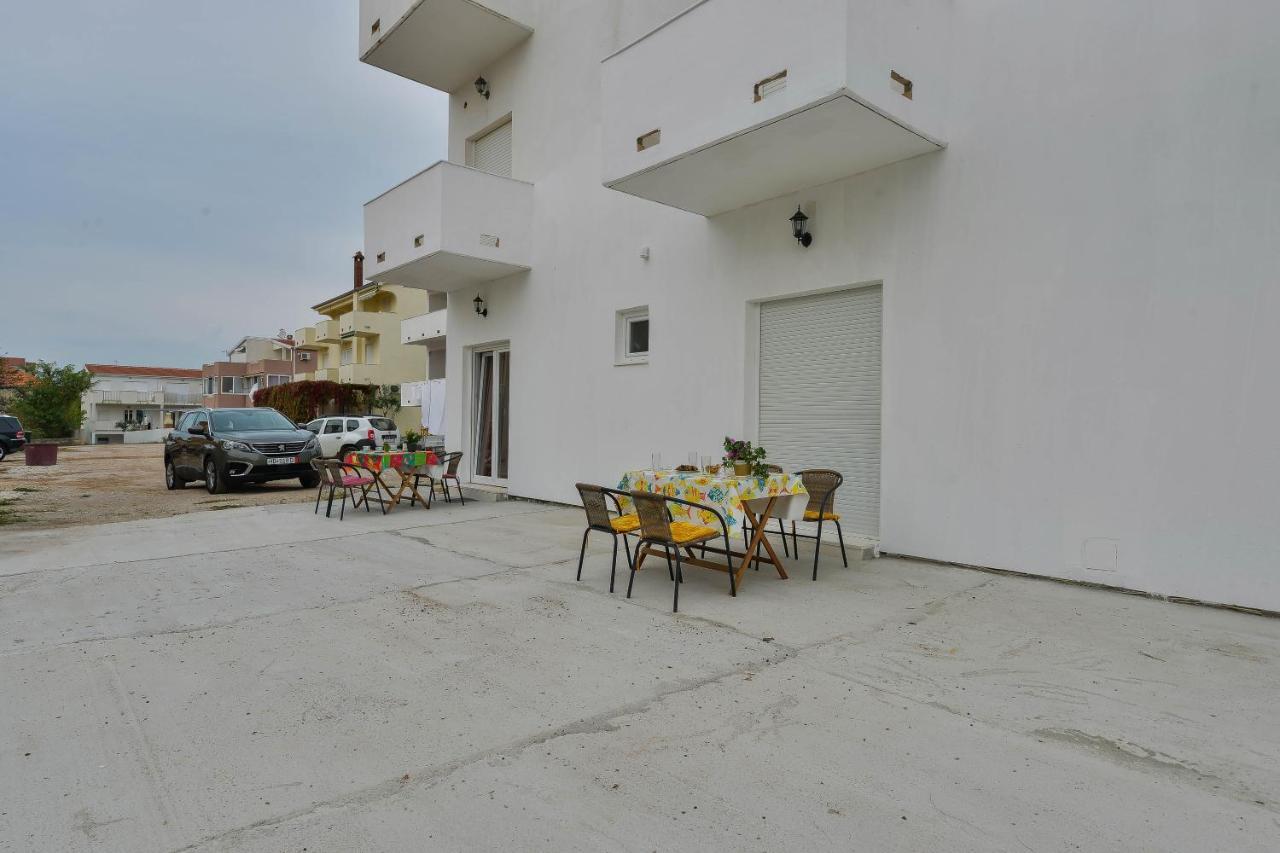 Apartments Lavanda Турань Екстер'єр фото